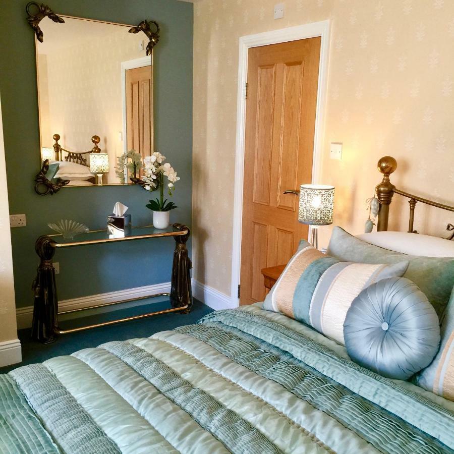 The Mainstay Luxury Boutique Rooms With Private Parking Whitby Esterno foto