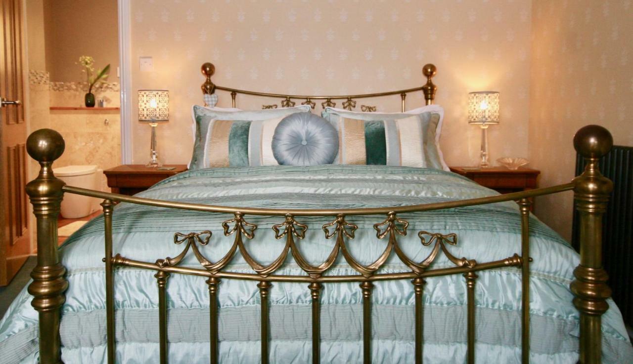 The Mainstay Luxury Boutique Rooms With Private Parking Whitby Esterno foto